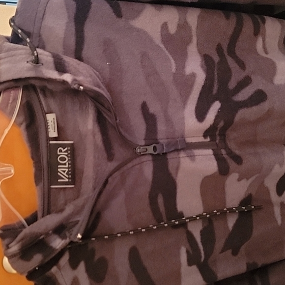 Valor collective men's camo fleece hoodie w 2 pockets - Picture 4 of 8